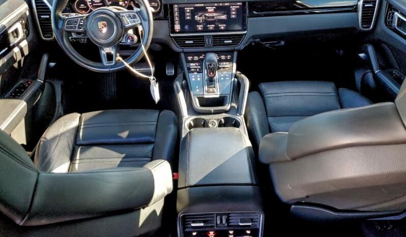 
								2020 Porsche Cayenne full									
