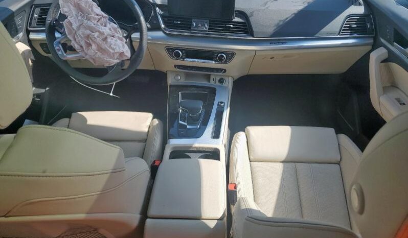 
								2025 Audi Q5 full									