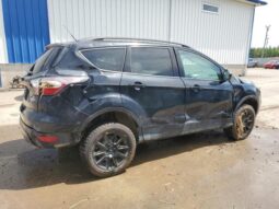 
										2017 Ford Escape se full									