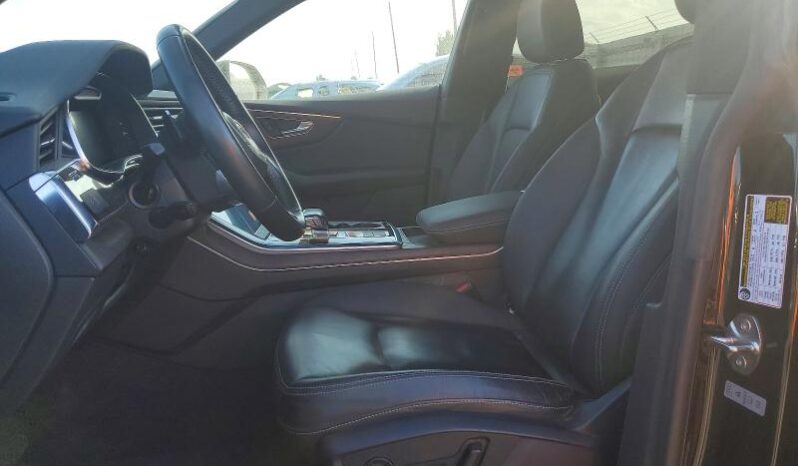 
								2019 Audi Q8 full									