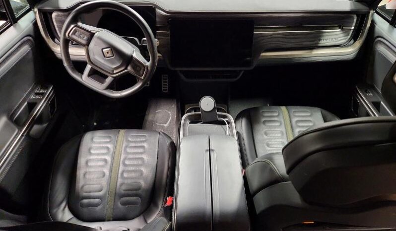 
								2022 Rivian R1s full									