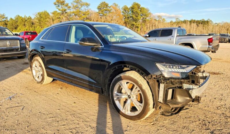 
								2023 Audi Q8 full									