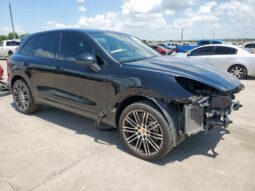 
										2018 Porsche Cayenne full									