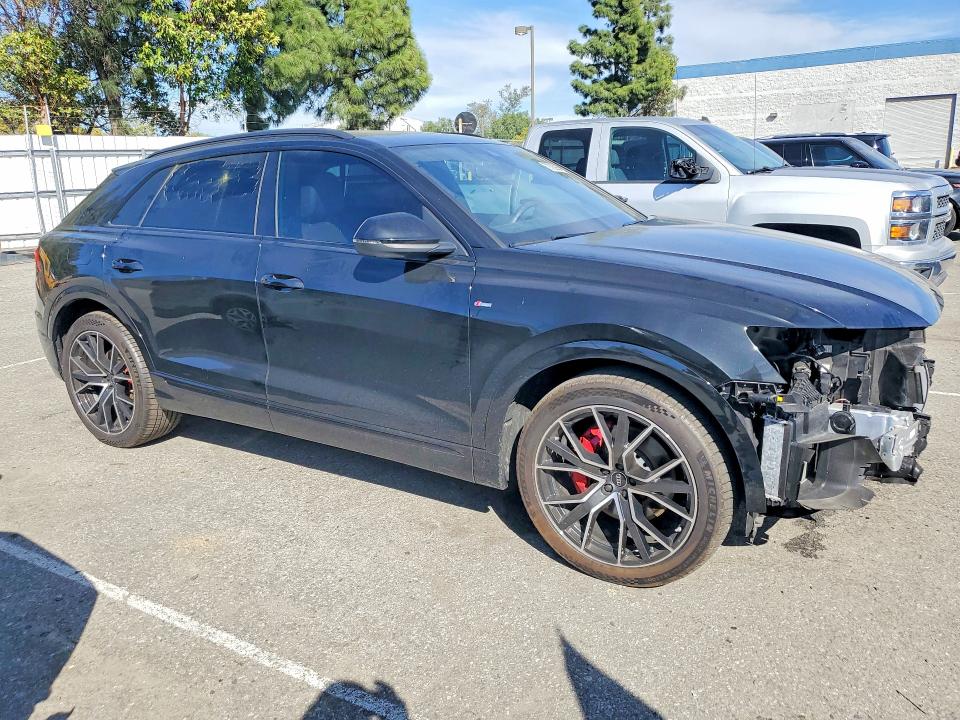 2022 Audi Q8
