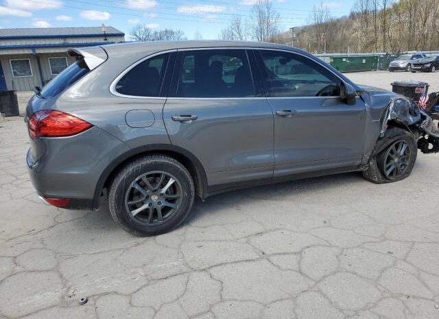 
								2014 Porsche Cayenne full									