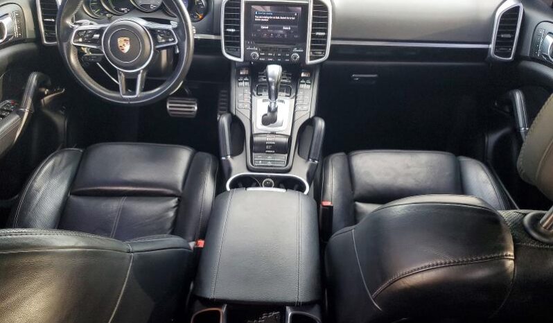 
								2017 Porsche Cayenne full									