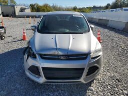 
										2016 Ford Escape se full									