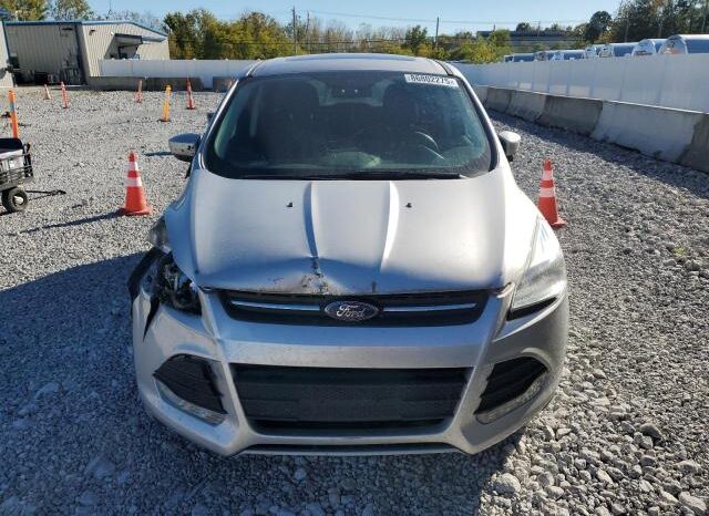 
								2016 Ford Escape se full									