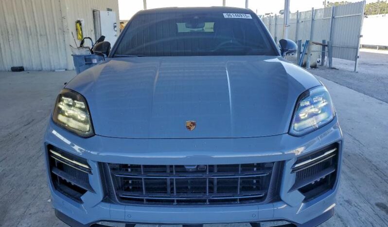 
								2025 Porsche Cayenne full									