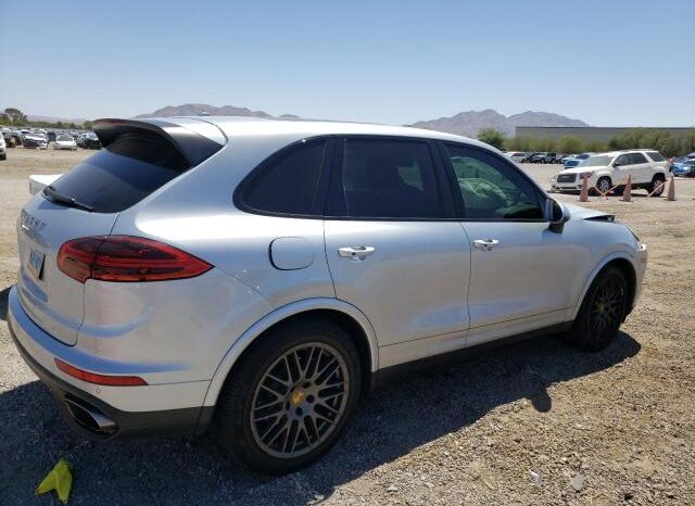 
								2017 Porsche Cayenne full									