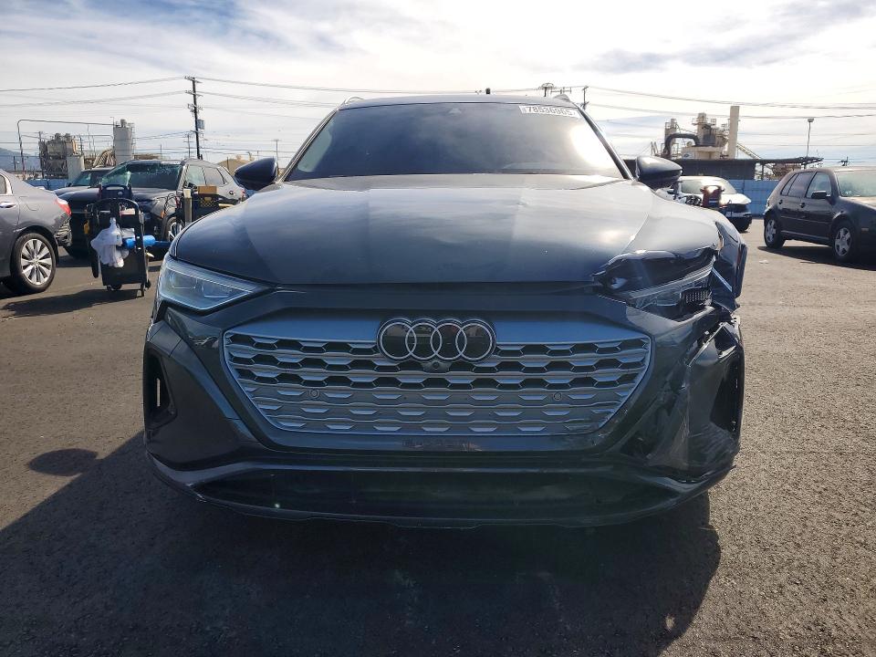 2024 Audi Q8