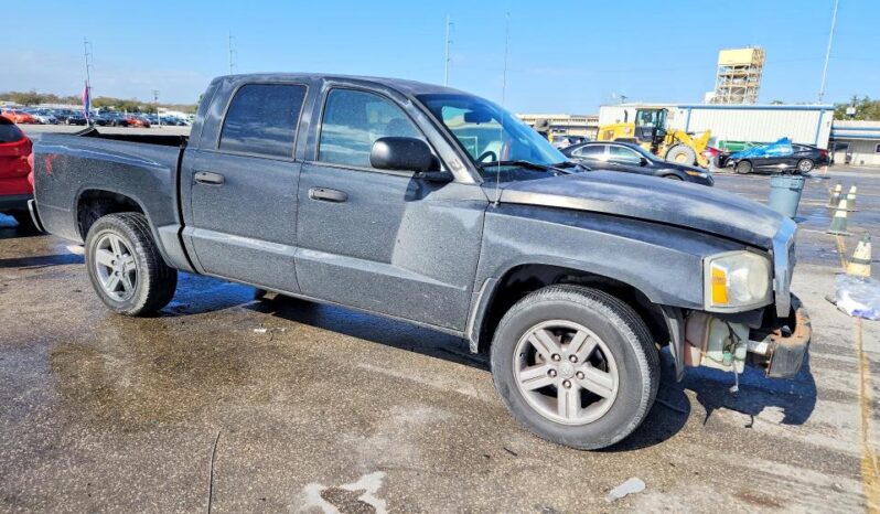 
								2007 Dodge Dakota full									