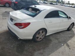 
										2015 Mercedes-benz Cla 250 full									
