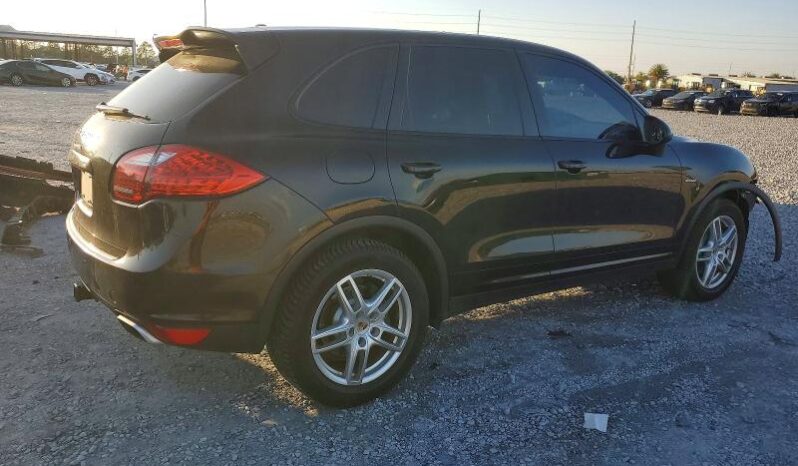 
								2013 Porsche Cayenne full									