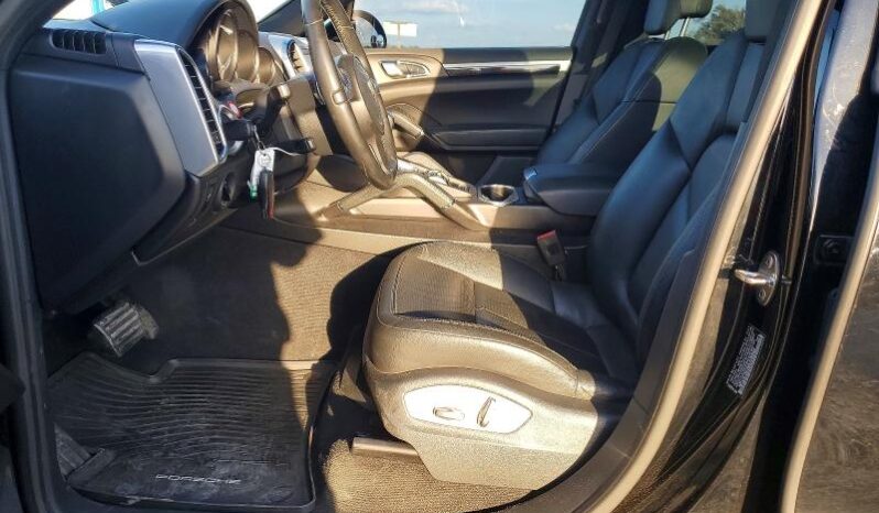 
								2013 Porsche Cayenne full									