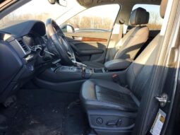 
										2018 Audi Q5 full									