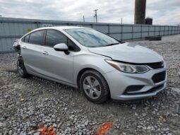 
										2017 Chevrolet Cruze full									