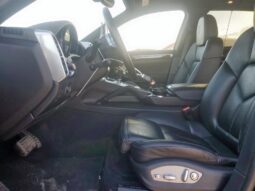 
										2017 Porsche Cayenne full									