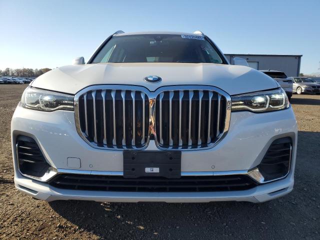 2022 BMW X7