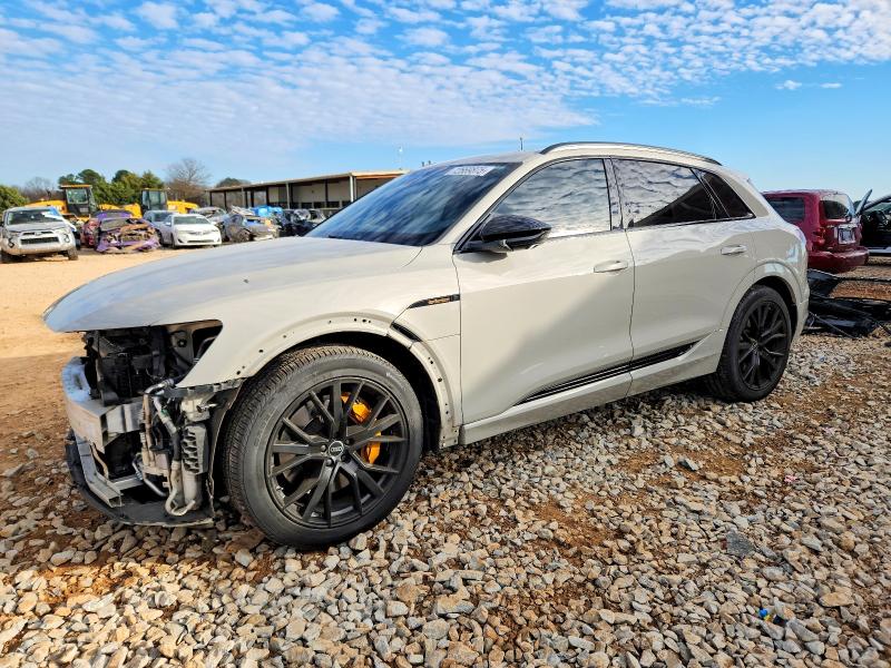 2022 Audi E-tron