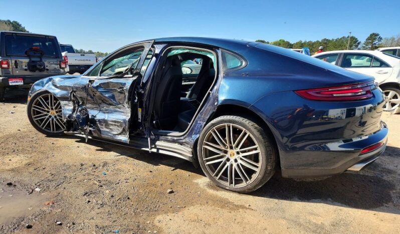 
								2017 Porsche Panamera full									