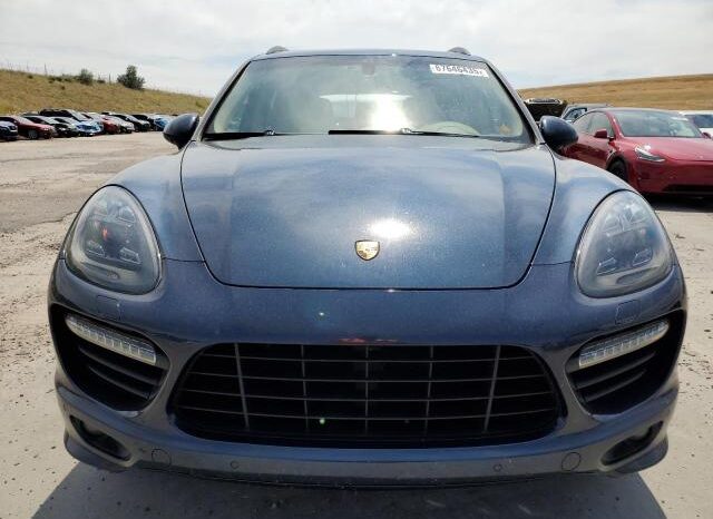 
								2013 Porsche Cayenne full									
