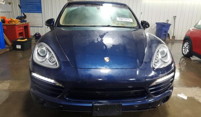 
								2013 Porsche Cayenne full									