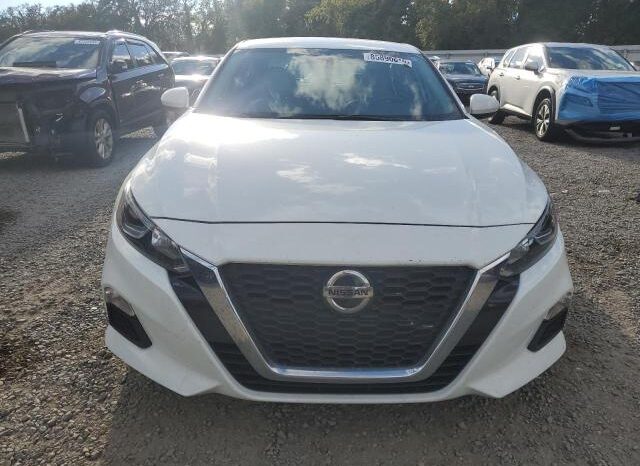 
								2020 Nissan Altima s full									