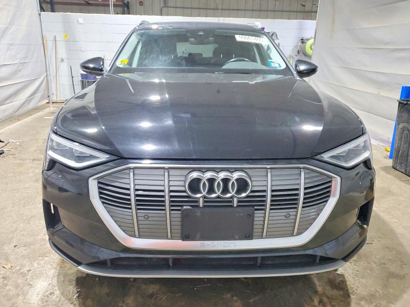 2021 Audi E-tron