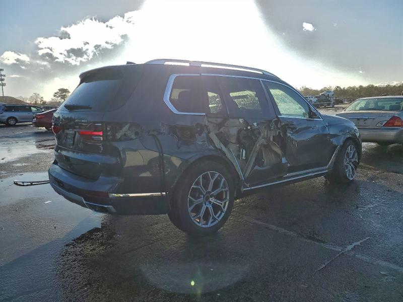 2020 BMW X7