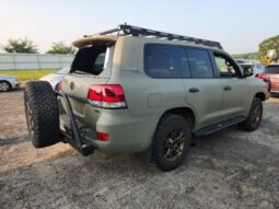 
										2021 Toyota Land cruiser full									