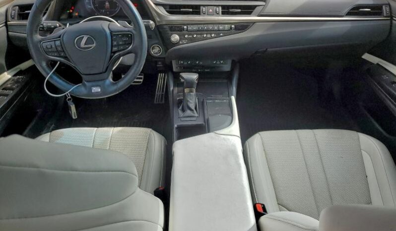 
								2021 Lexus Es 350 full									