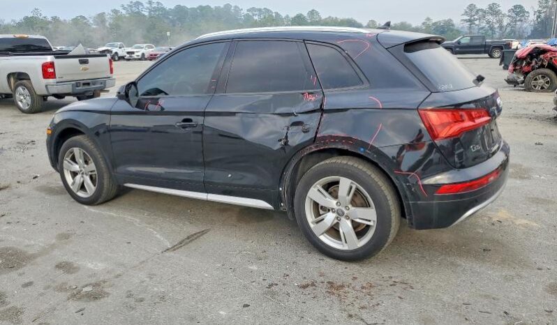 
								2018 Audi Q5 full									