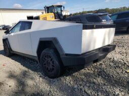 
										2024 Tesla Cybertruck full									