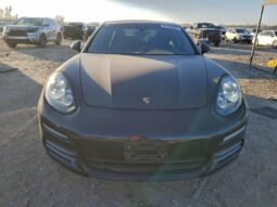 
										2016 Porsche Panamera full									