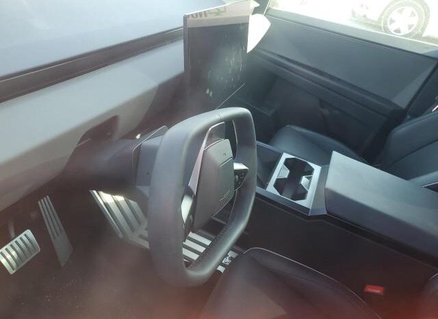 
								2024 Tesla Cybertruck full									