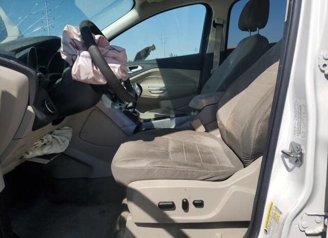 
								2016 Ford Escape se full									