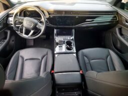 
										2025 Audi Q8 full									