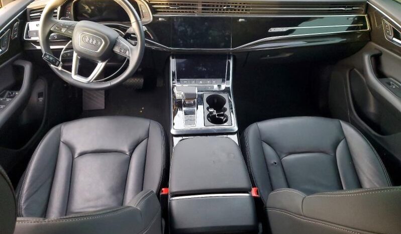 
								2025 Audi Q8 full									