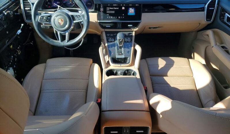 
								2021 Porsche Cayenne full									