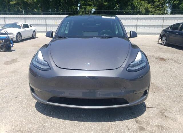 
								2022 Tesla Model y full									