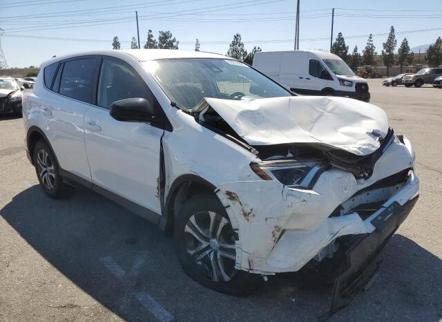 
								2018 Toyota Rav4 full									