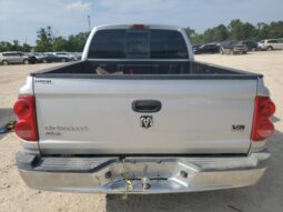 
										2005 Dodge Dakota full									