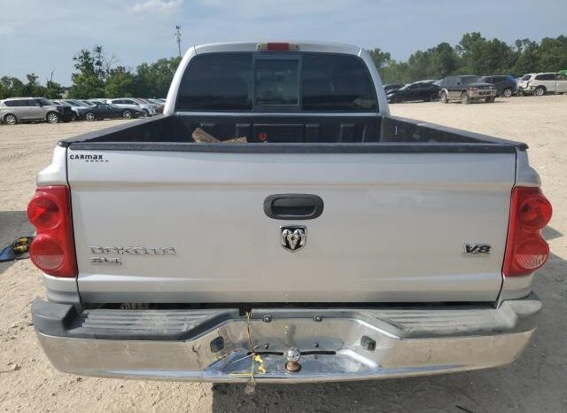 
								2005 Dodge Dakota full									