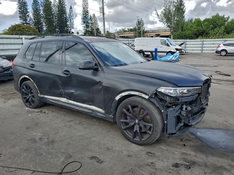 2019 BMW X7