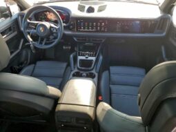 
										2025 Porsche Cayenne full									