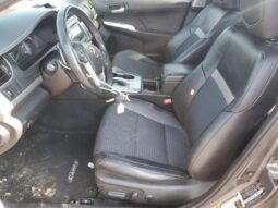 
										2014 Toyota Camry l full									