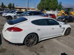 
										2016 Porsche Panamera full									