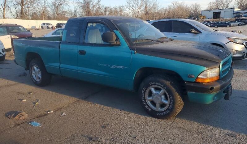 
								1997 Dodge Dakota full									