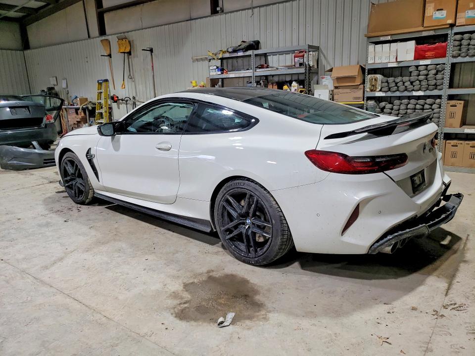 2020 BMW M8